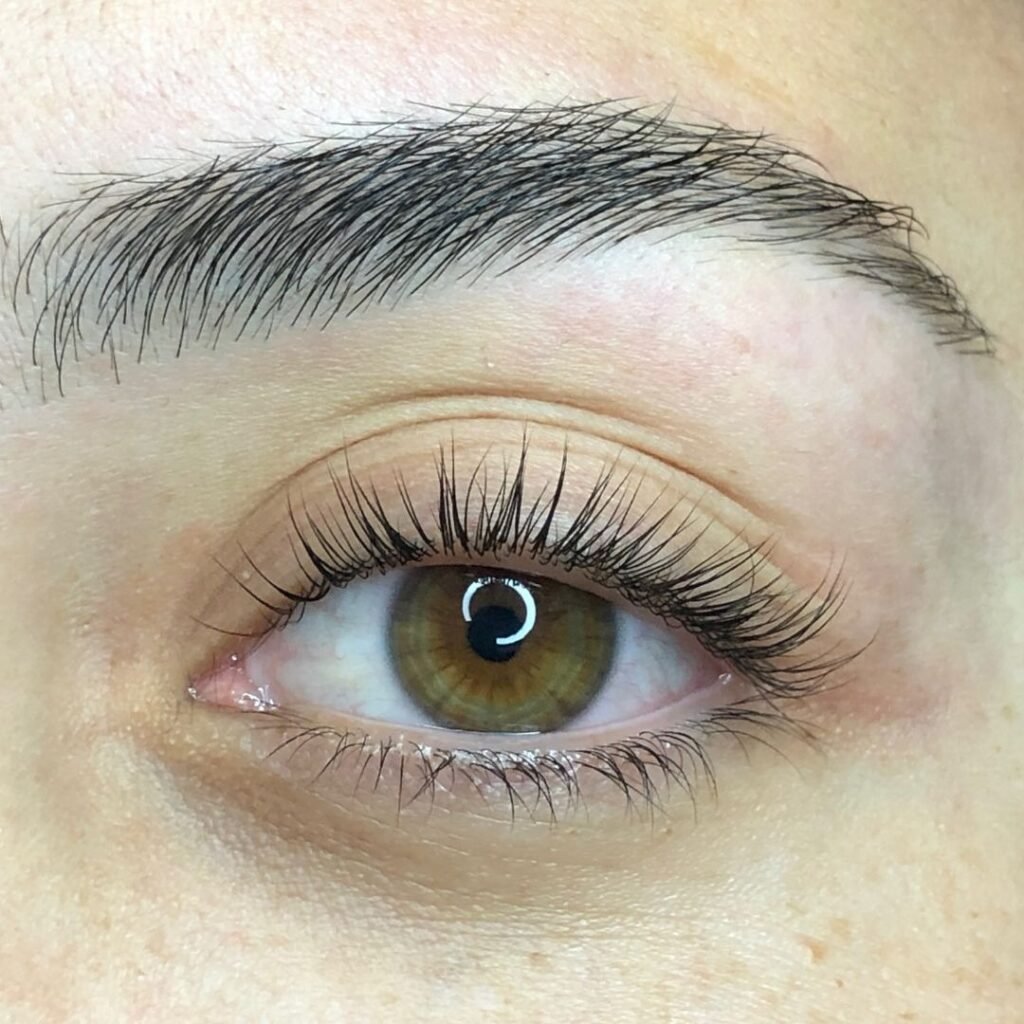 How long do lash lifts last?